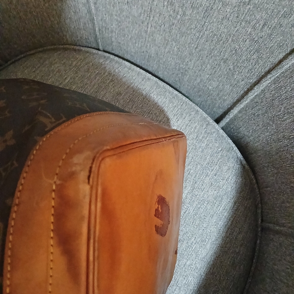 Louis Vuitton Brown Monogram Drawstring - Picture 15 of 16